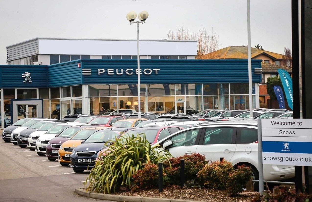 Snows Peugeot Chichester Car dealership in Chichester AutoTrader